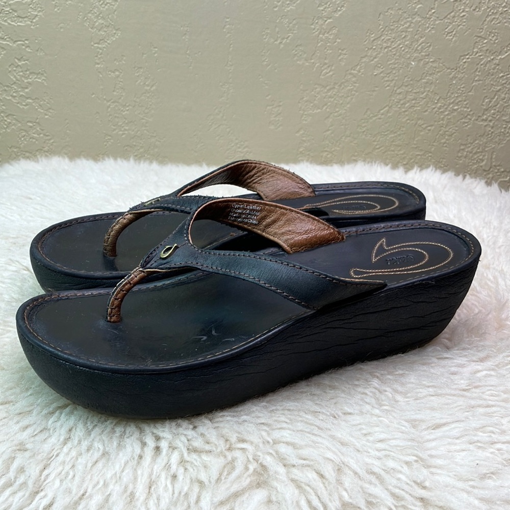 Olukai Black Hali’a Wedge Sandal